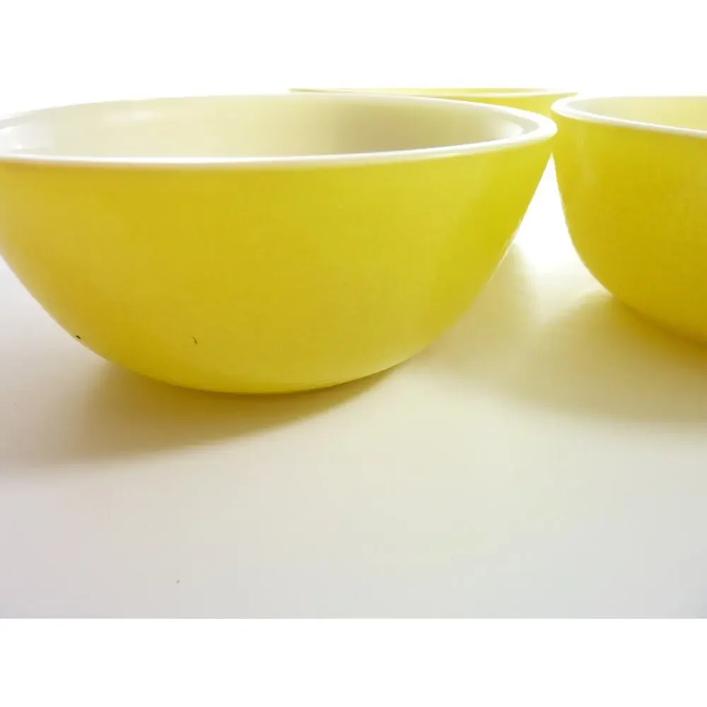 Vintage Yellow Textured Glass Bowls Set of 3 Retro Small Dessert Dishes 4.75